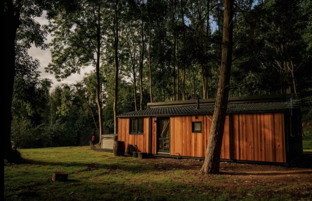 Riverside Cabins ชรูว์สเบอรี ภายนอก รูปภาพ